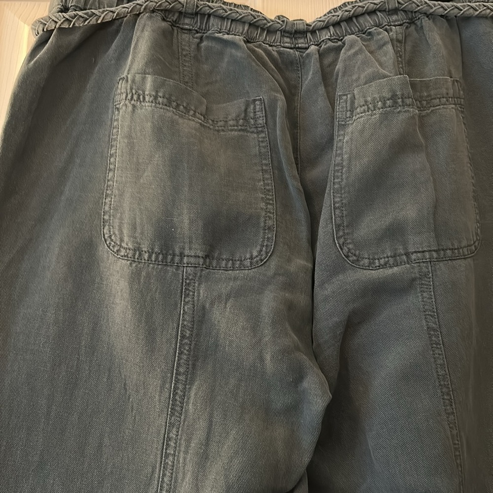 C&C California Women’s casual Pants - Navy - Picture 6 of 7